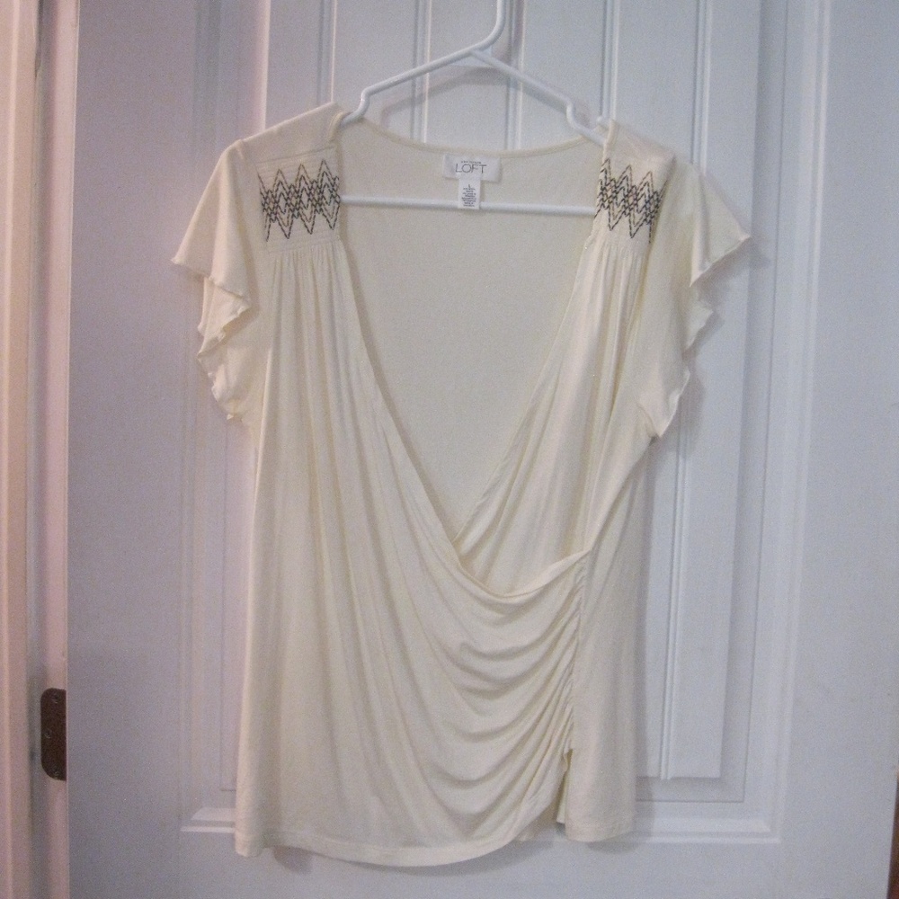 Ann Taylor LOFT Cream Top LG